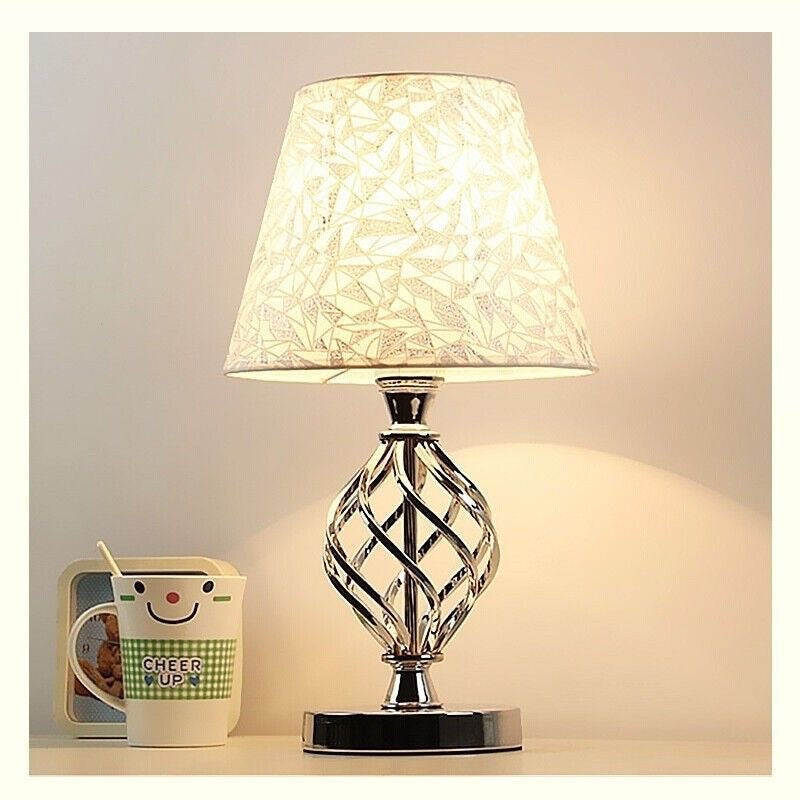Vintage Blumen Tischlampe