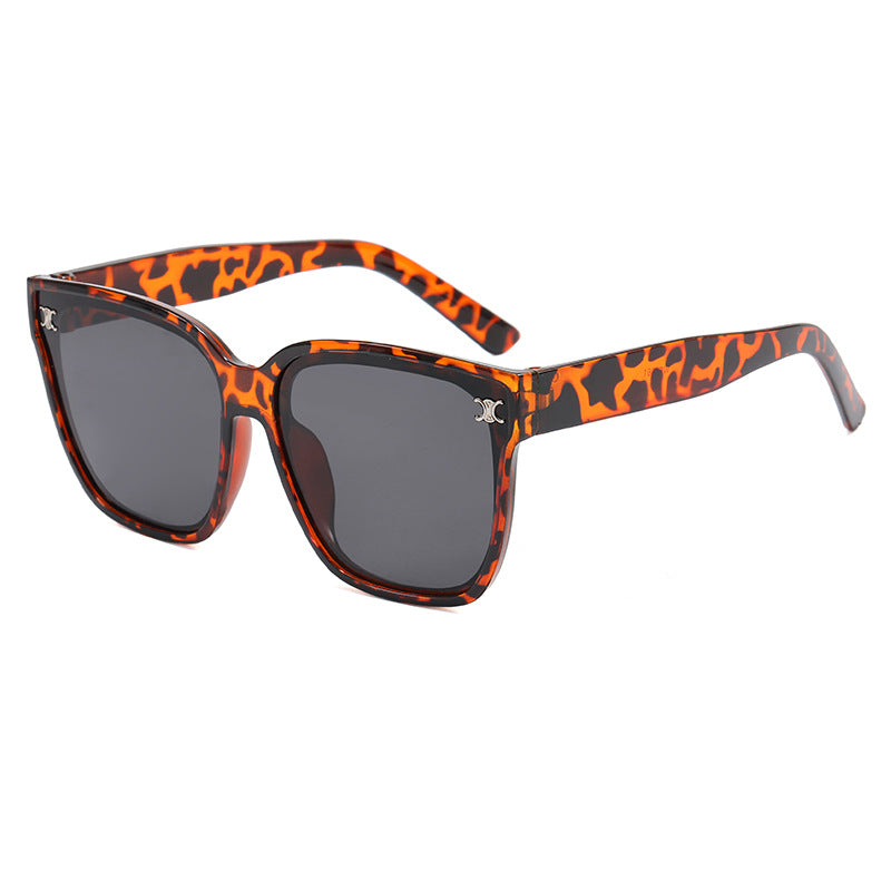 Damen Modische oversized Sonnenbrille mit rautenförmigen Gläsern Brehn