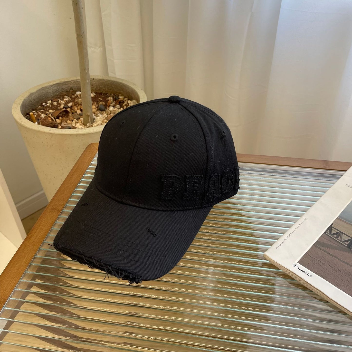 Damen Distressed Graphic Peace Baseball Cap Brehn