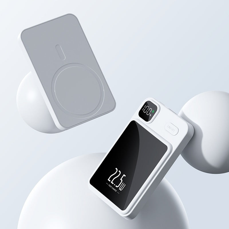 Tragbare Powerbank mit kabelloser Ladefunktion und digitaler Leistungsanzeige Brehn