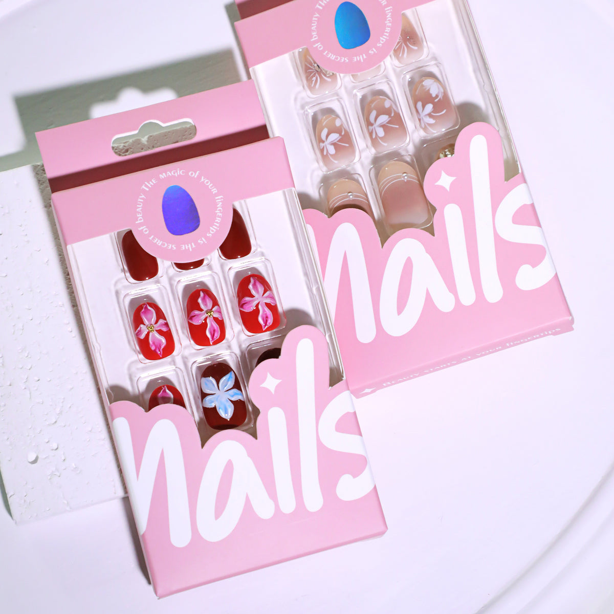 Kunstvolle Nagelkunst mit Blumen-Motiven Brehn