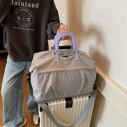 Leichte Reisetasche