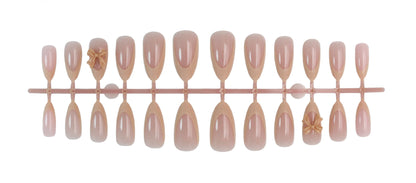 Kunstnagelset mit eleganten Blütenverzierungen und stilvollem Farbverlauf Brehn
