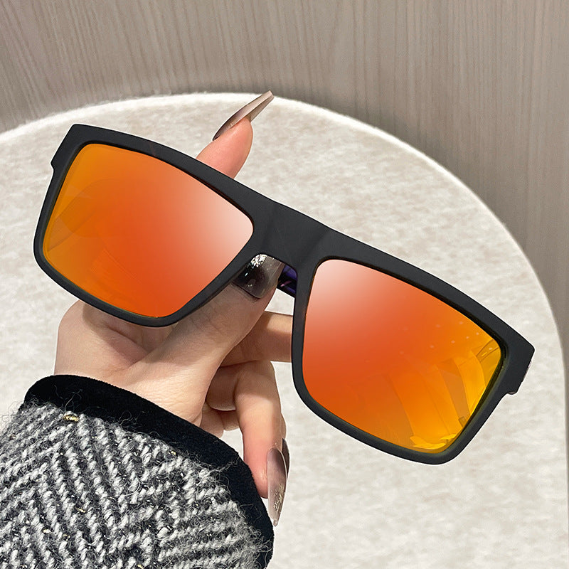 Damen modische Sonnenbrille im geometrischen Design Brehn
