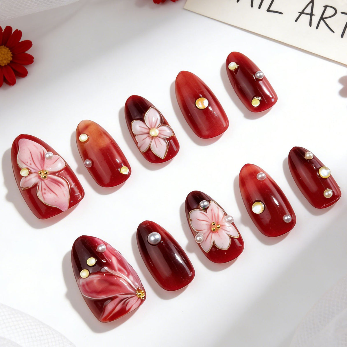 Elegantes Blumendesign Press-On Nagelkunst Set Brehn