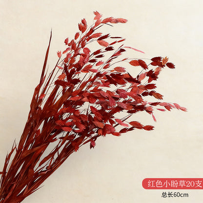 Aufwendige dekorative Blumenarrangements