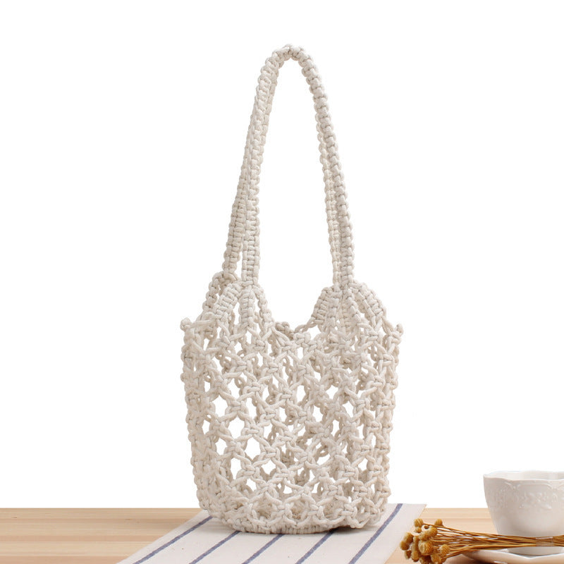 Handtasche Aus Handgeknüpftem Naturmaterial mit Luftiger Struktur Brehn