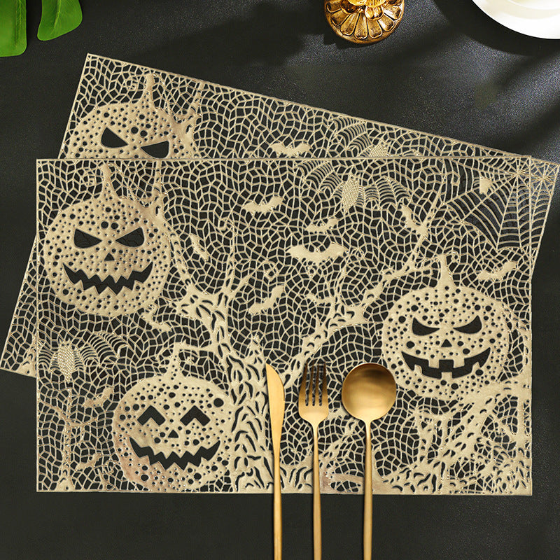 Halloween-Tischsets aus Kunststoff mit filigranem Kürbis- und Spinnennetz-Motiv
