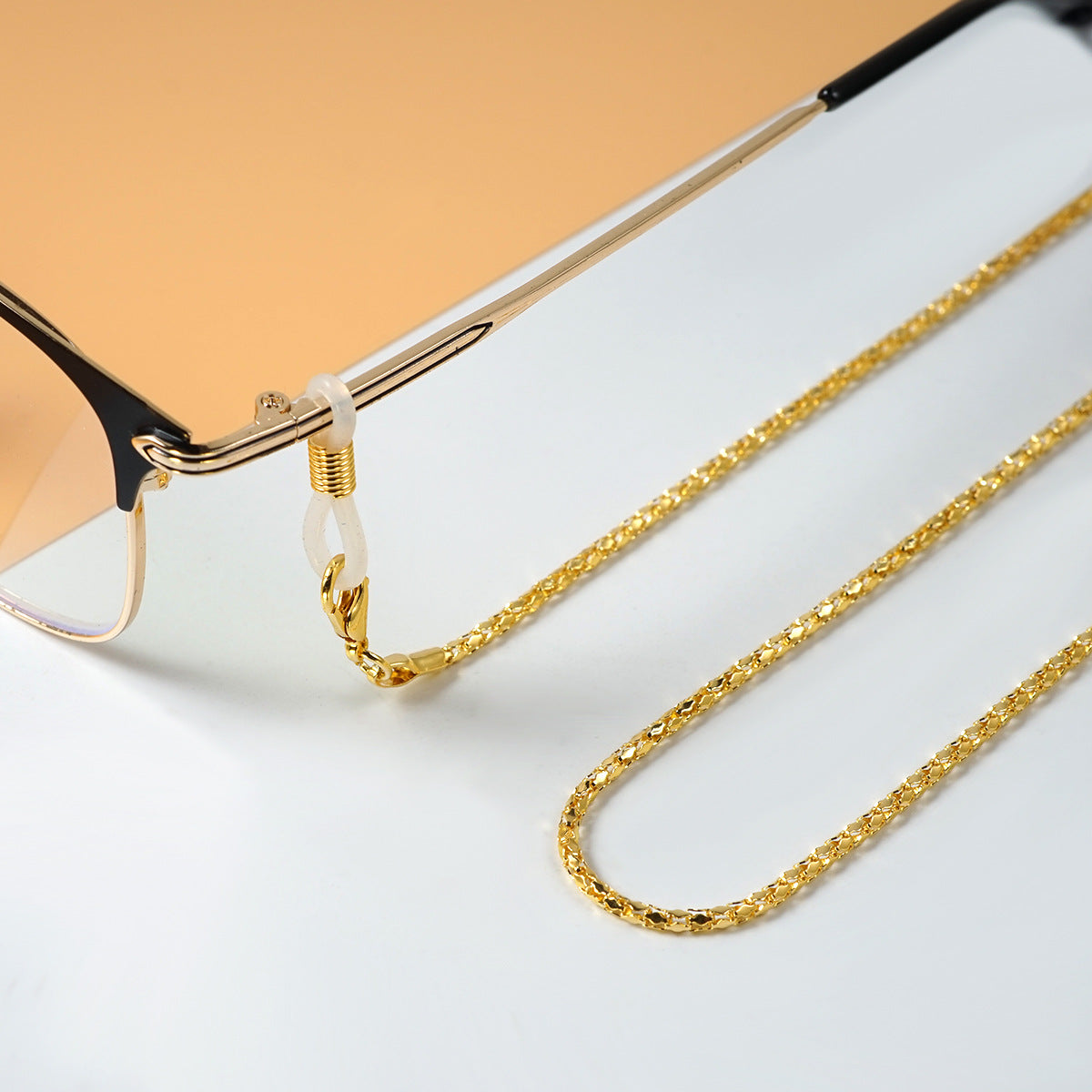 Elegante Perlen Brillenband Brehn