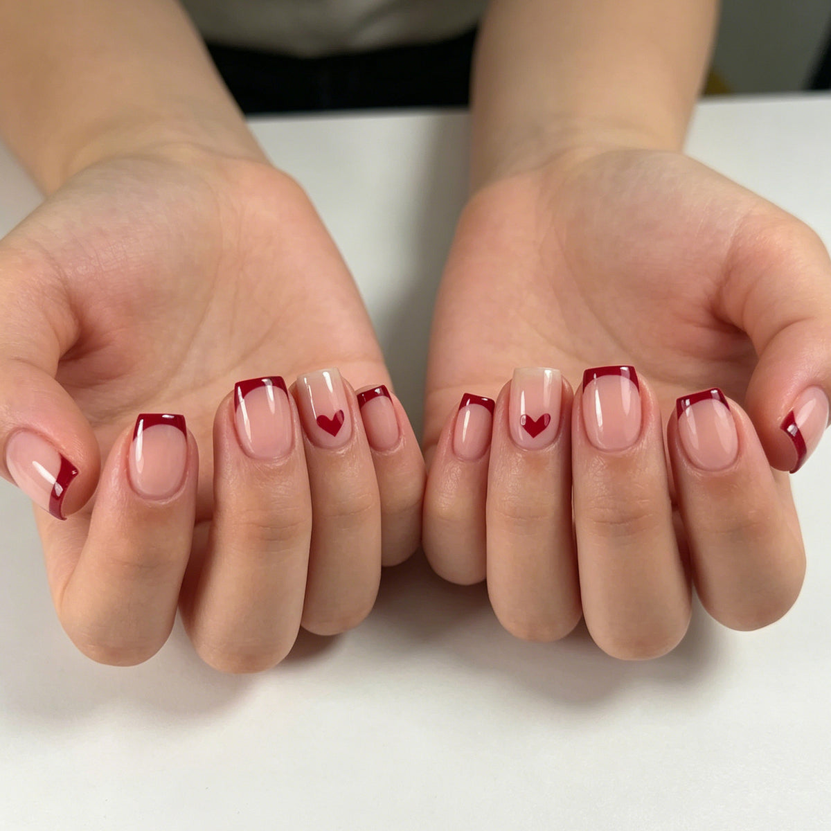 Herz-Themen Französisch Spitzen Nagelkunst Brehn