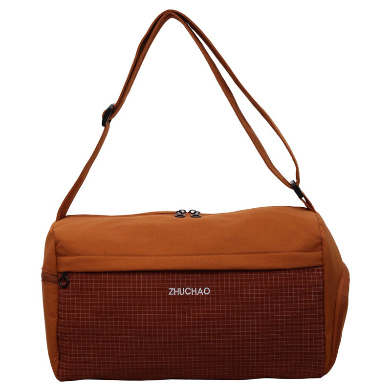Sportliche Reisetasche Mit Verstellbarem Tragegurt Brehn