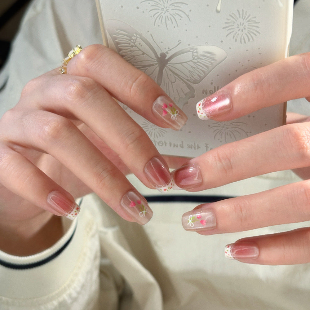 Floral-inspirierte Press-On-Nagelsatz Brehn