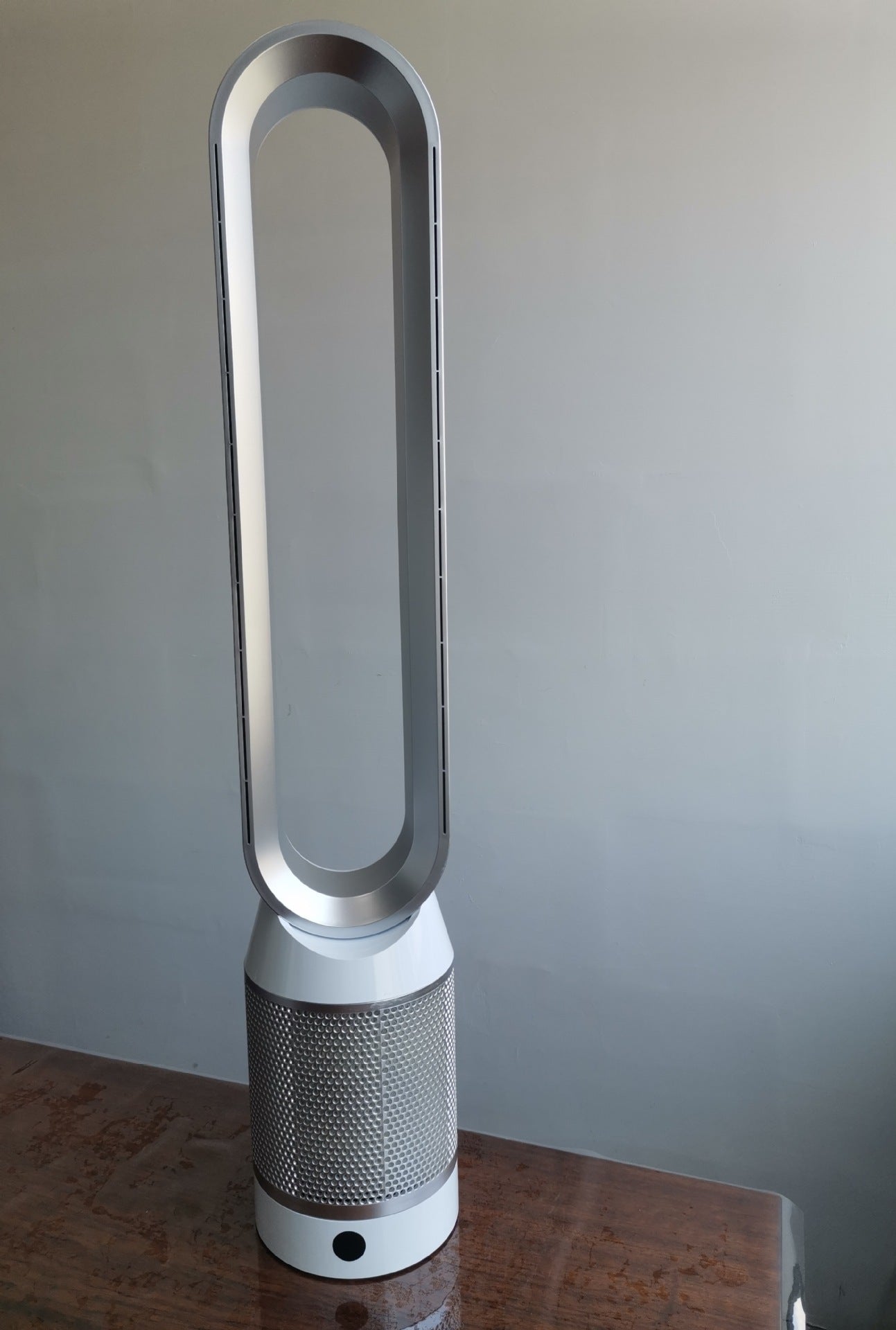 Kühlender bladeless Turmventilator mit HEPA-Luftreiniger und Fernbedienung Brehn