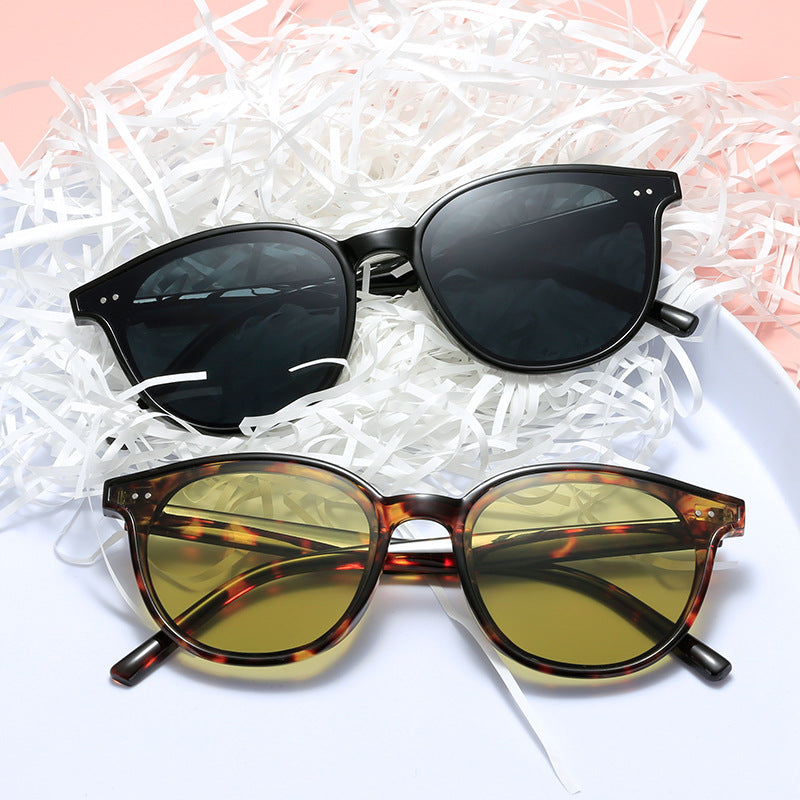 Damen runde Sonnenbrille mit stilvollem Design und UV-Schutz Brehn