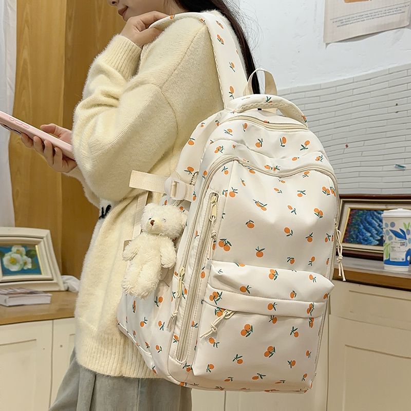 Blumenverzierte Rucksack Brehn