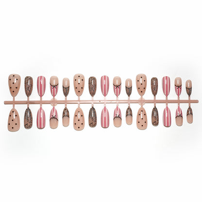 Dekorative Nagelkunst