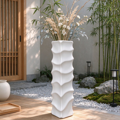 Dekorative Slim Wave Vase Brehn