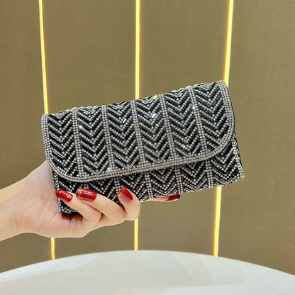Dekorative Kristallbesetzte Abendclutch