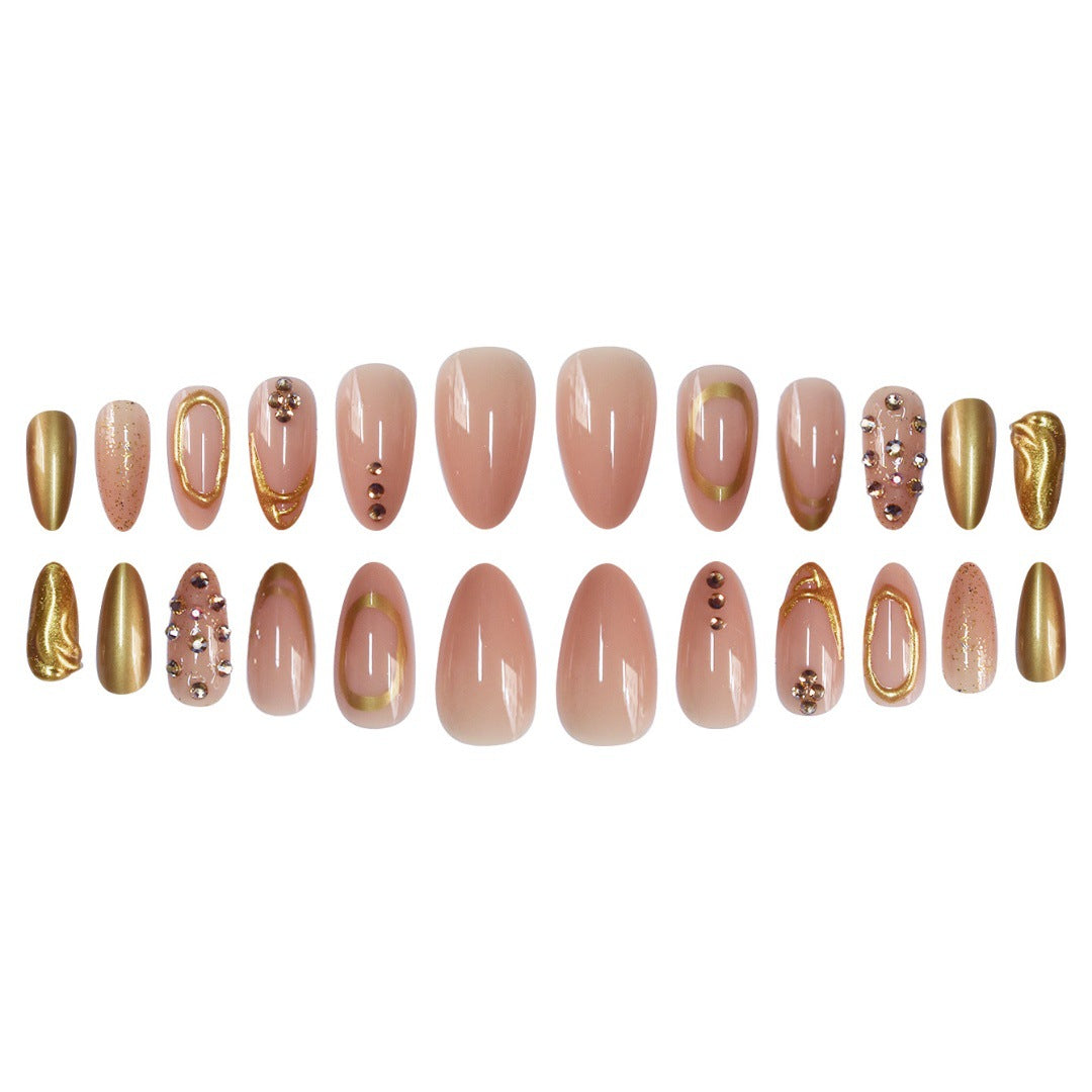 Glamouröse 3D-Nagelkunstverlängerungen Brehn
