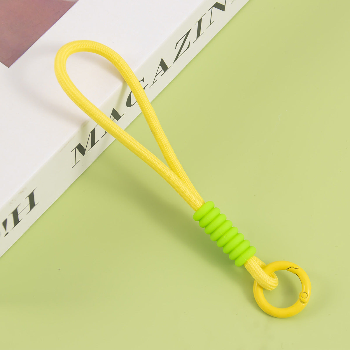 Vielseitiger elastischer Schlüsselringhalter Brehn
