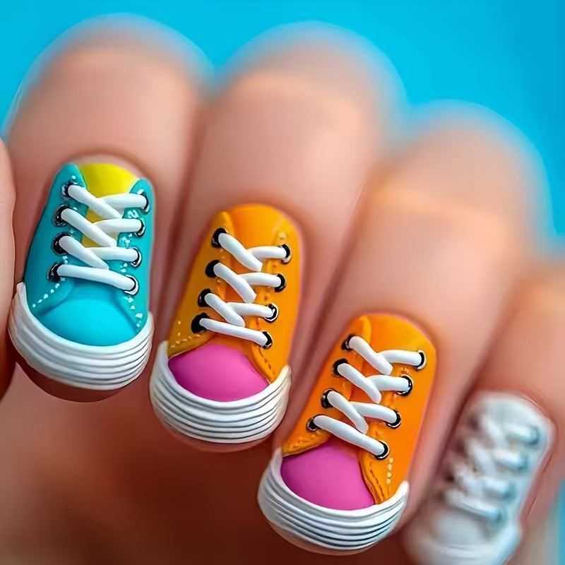 Kunstfingernägel Im Sneakers Design Brehn