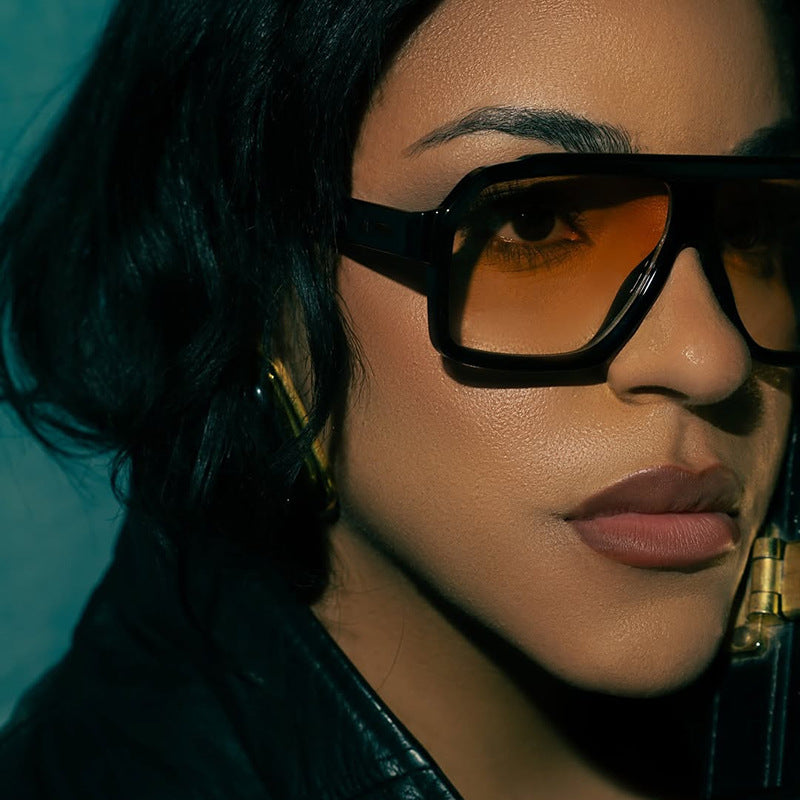 Damen große quadratische Sonnenbrille im modernen Design mit robustem Rahmen Brehn