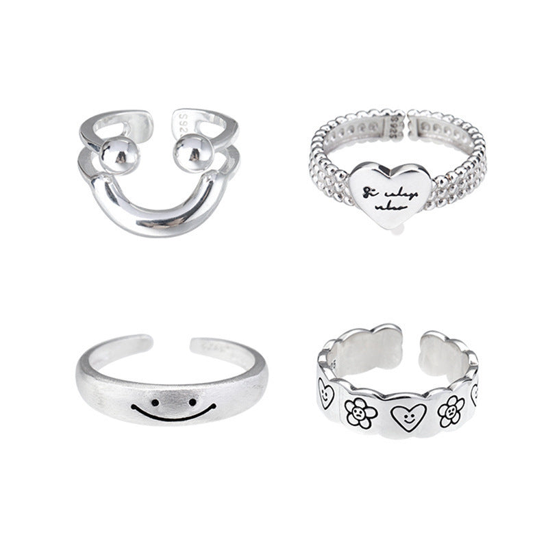 Verstellbarer Silberner Blumenmuster Ring Brehn