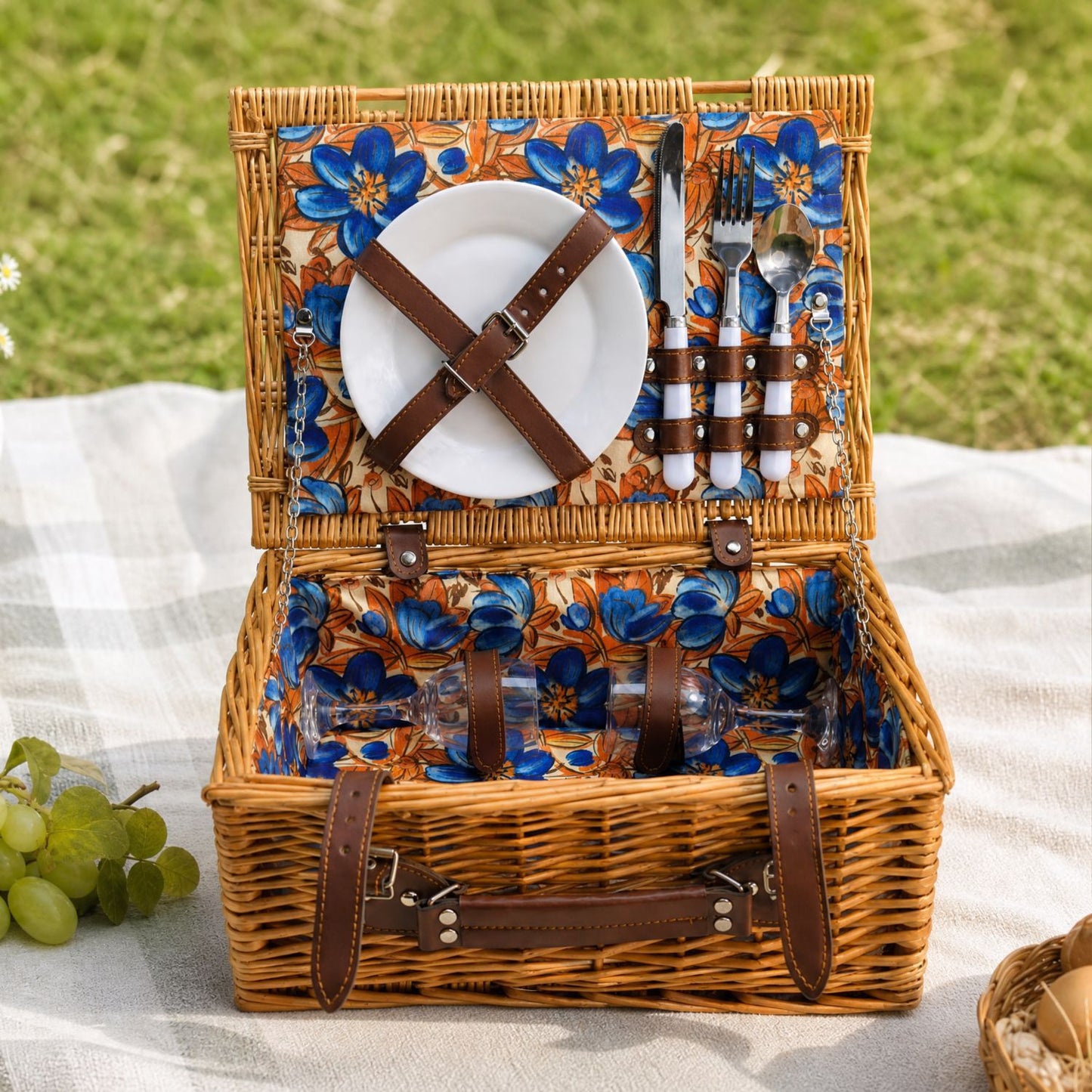 Damen Luxus Picknickkorb mit versetztem Geschirrfach und floralem Innenfutter Brehn