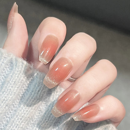 Elegante Glänzende Gel Aufklebenägel Brehn