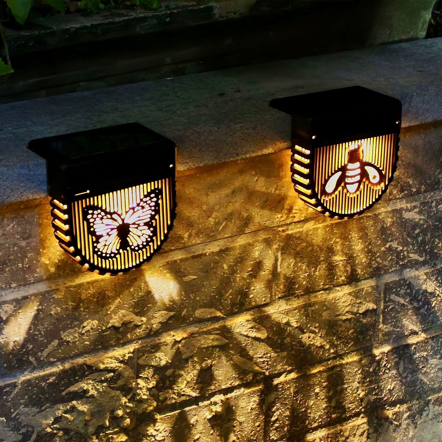 Dekorative Solar-Garten-Wandlaternen mit lasergeschnittenen Bienen- und Schmetterlingsmotiven Brehn