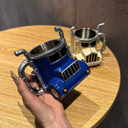 Tasse im Trucker-Design Brehn