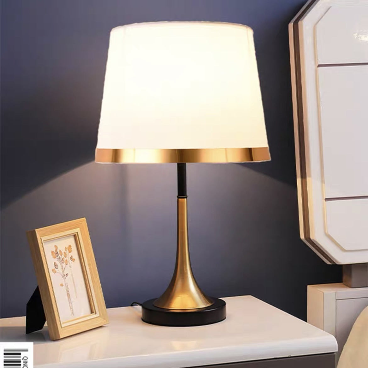 Moderne Eleganz Tischlampe