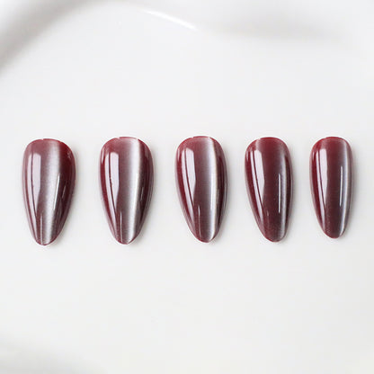 Glamouröse Gel-Nagelkunst Brehn
