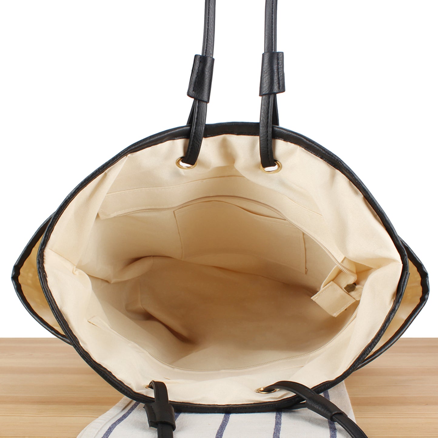 Tragetasche mit Ausgeklügeltem Fächerdesign und Strapazierfähigen Ledergriffen Brehn