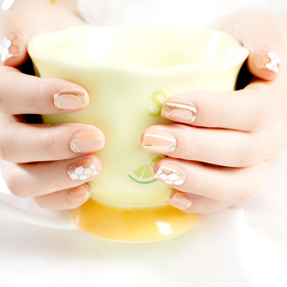 Elegantes Nagelkunstdesign Brehn