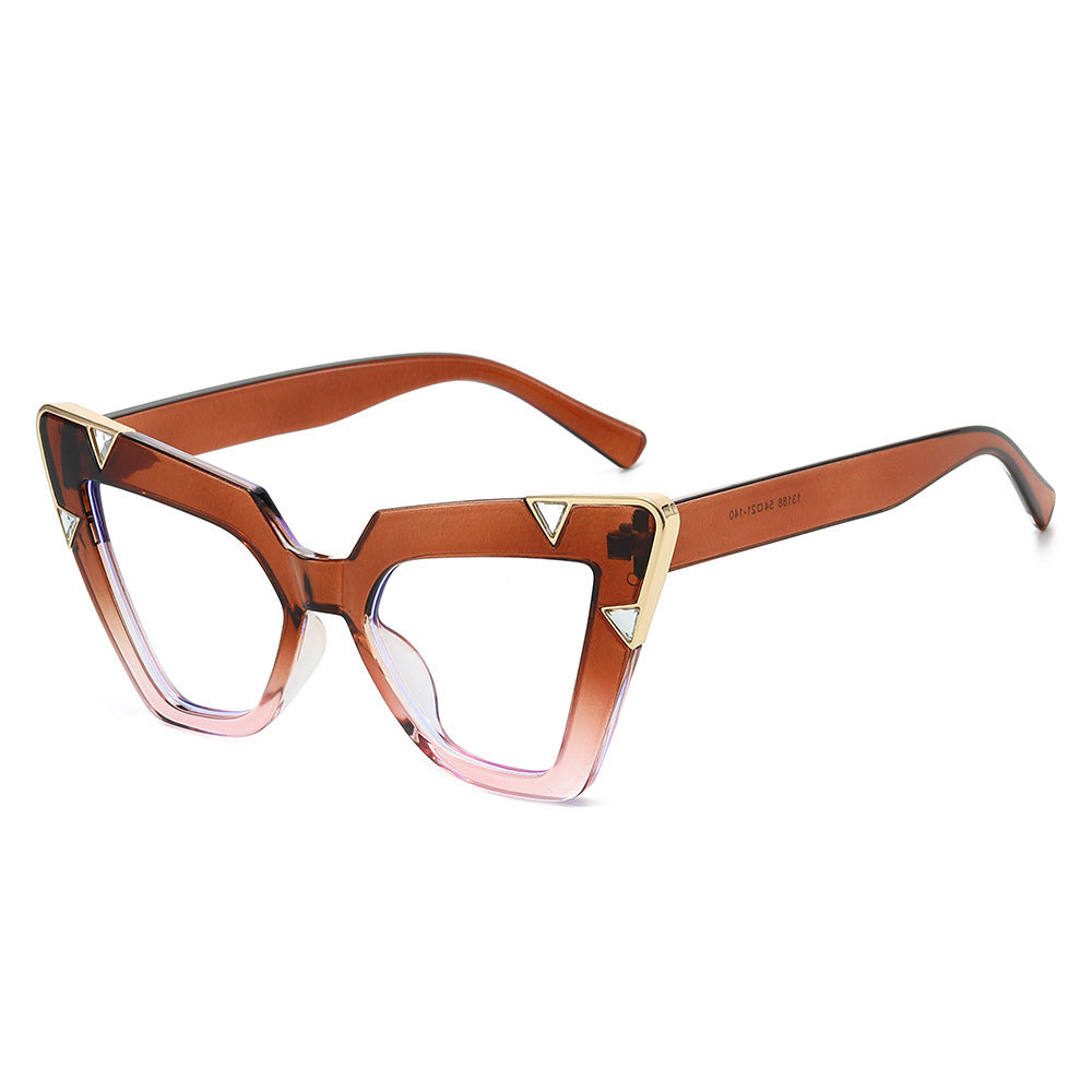 Statement Cat-Eye Sonnenbrillen mit dekorativen Akzenten Brehn