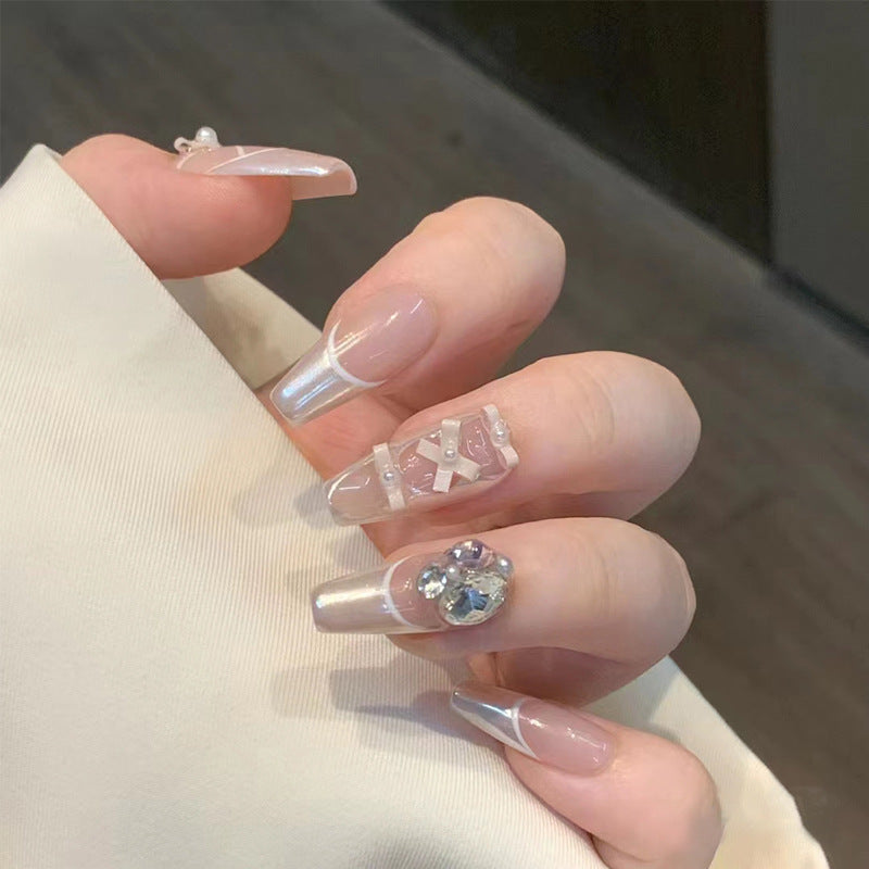 Dekoratives Press-On Nagelkunst-Set Brehn