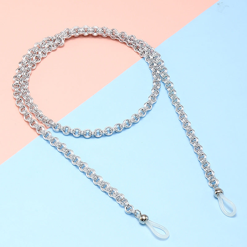 Modische Brillen mit stylischer Kette Brehn