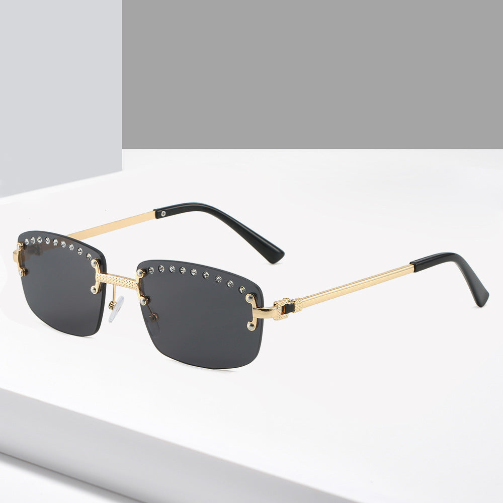 Damen elegante Sonnenbrille mit funkelnden Kristallakzenten Brehn