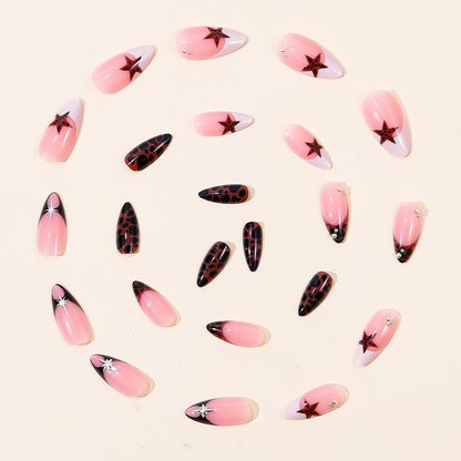 Künstlerisches 3D-Acryl-Nail-Design Brehn