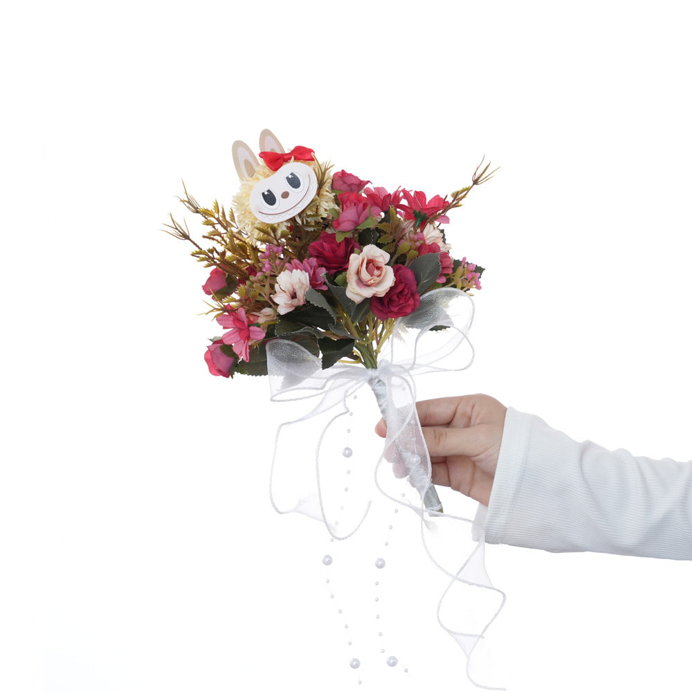Dekorativer Floralstrauß