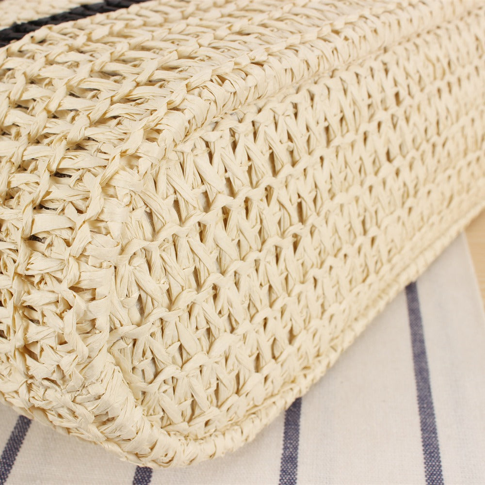 Modische Strandtasche Aus Geflochtenem Naturmaterial mit Eleganten Trageriemen Brehn