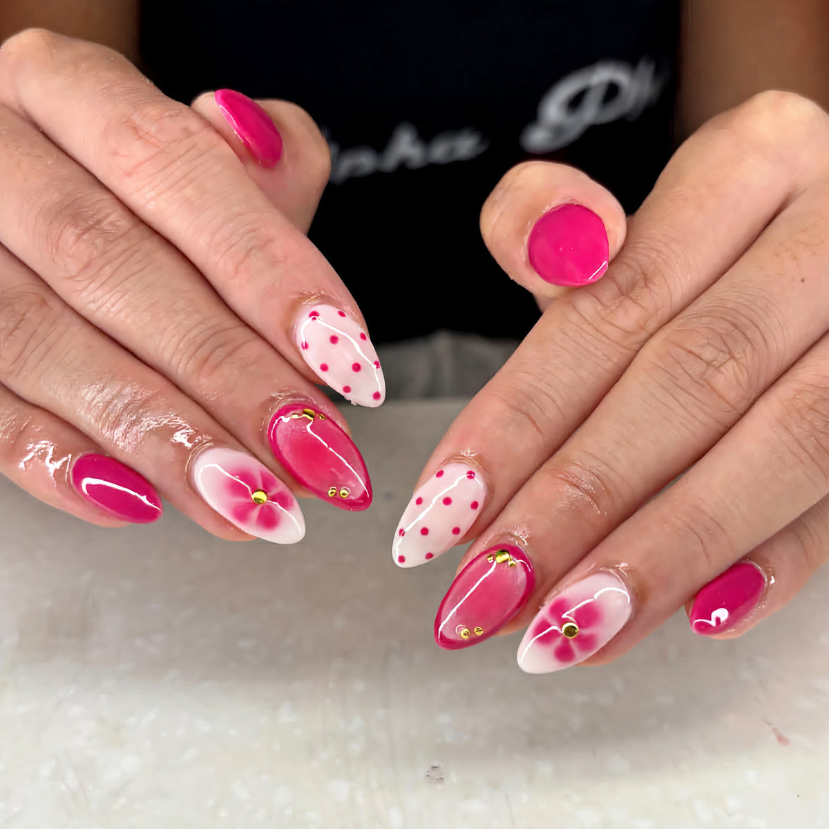 Künstlerische Florale Nagelkunst Brehn