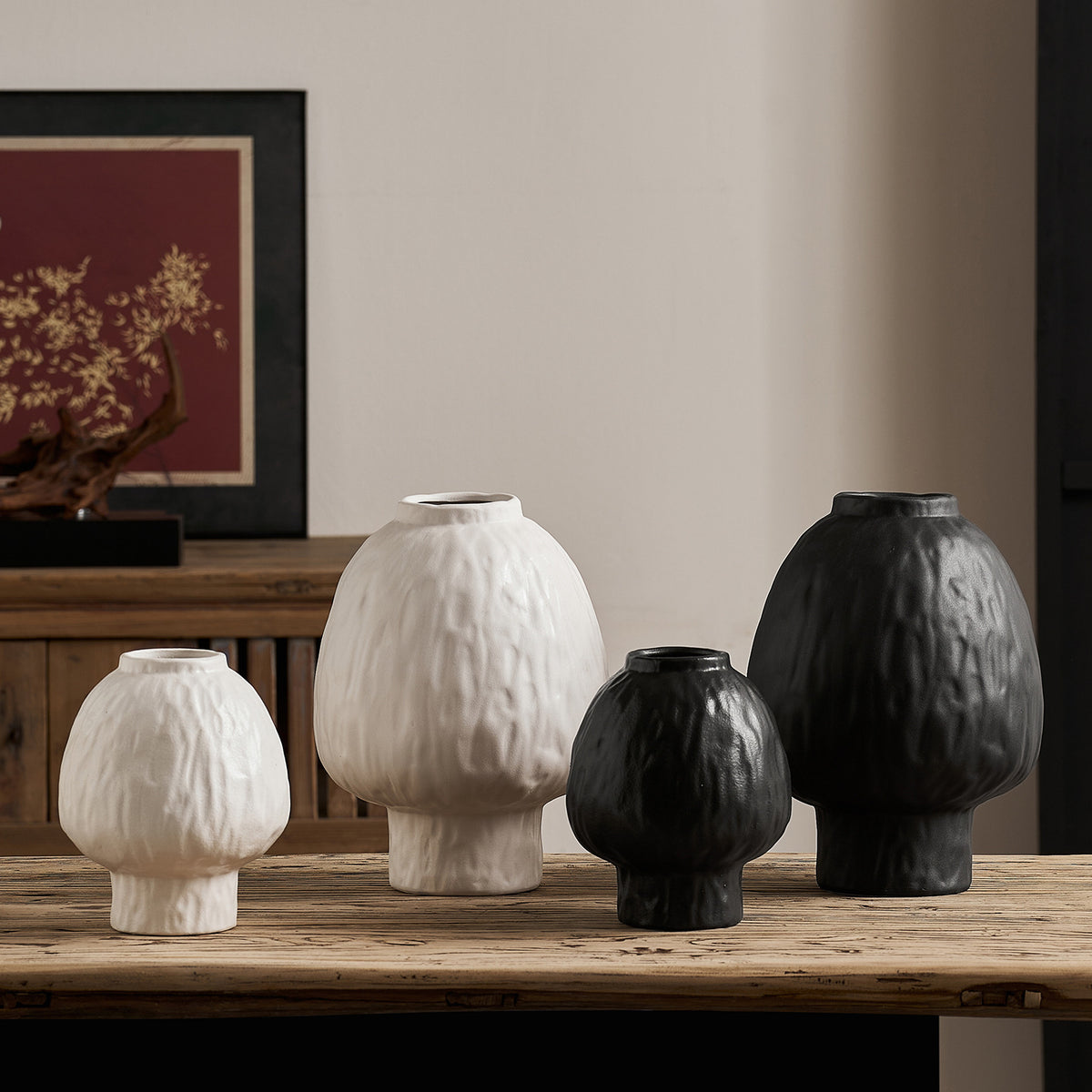 Dekorative Keramikvase im modernen Design Brehn