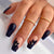 Dekorativer Press-On-Nagelsatz mit eleganten Blätterdesigns Brehn