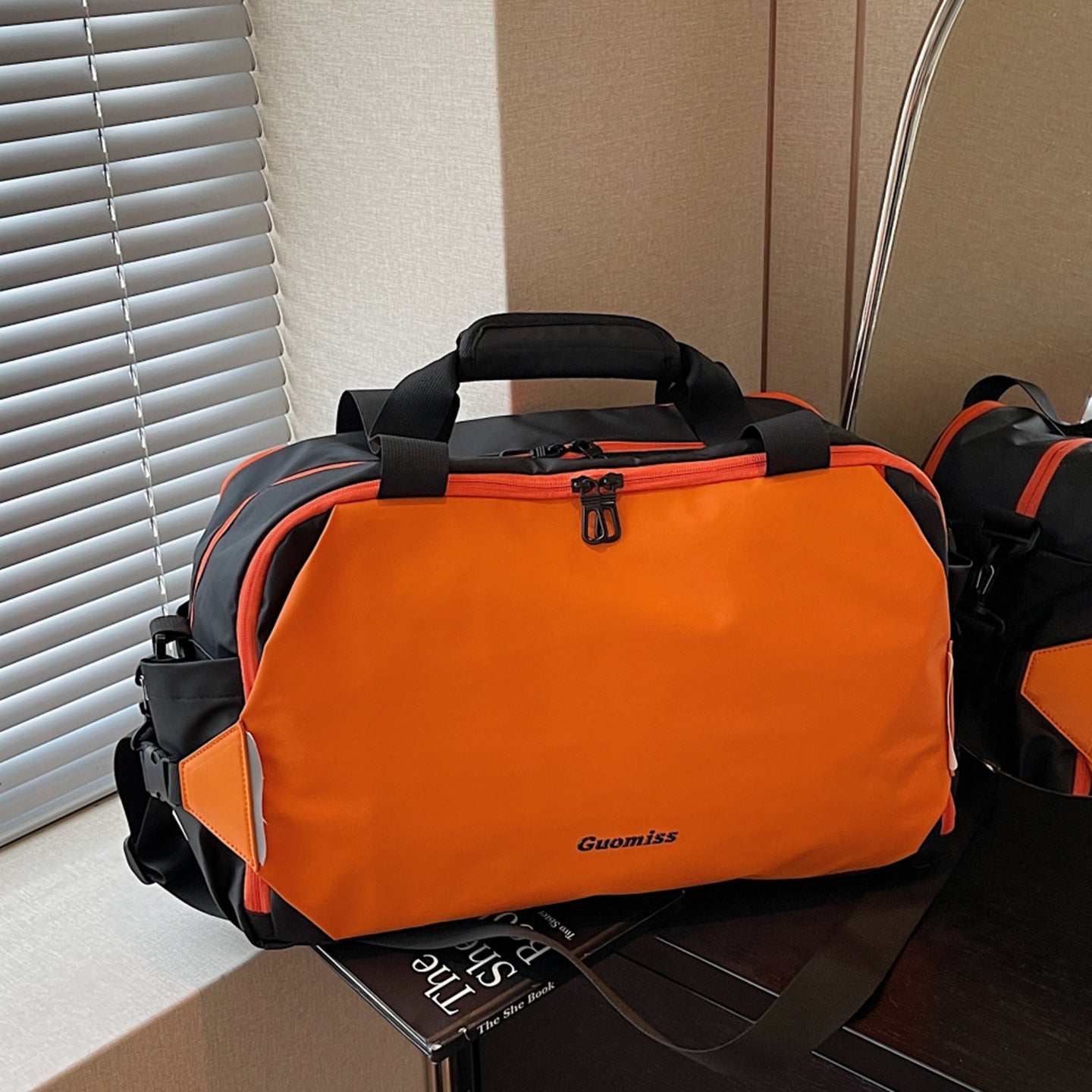Vielseitige wasserabweisende Reisetasche Brehn