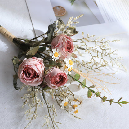 Elegante Blumenarrangement