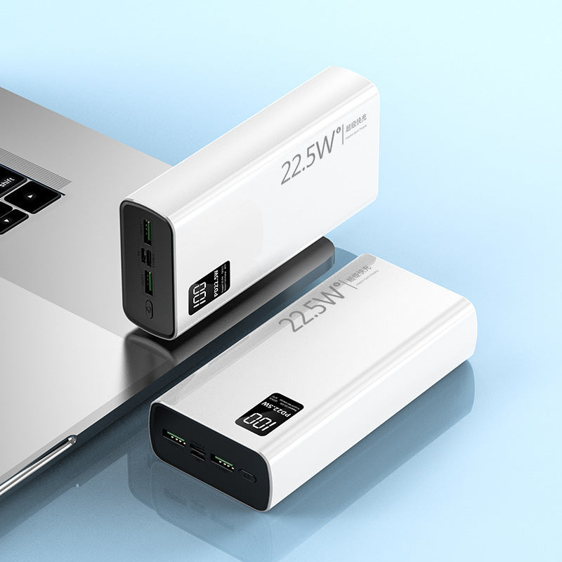 Tragbare Multi-Lade-Powerbank mit Digitaler Ladestandsanzeige Brehn