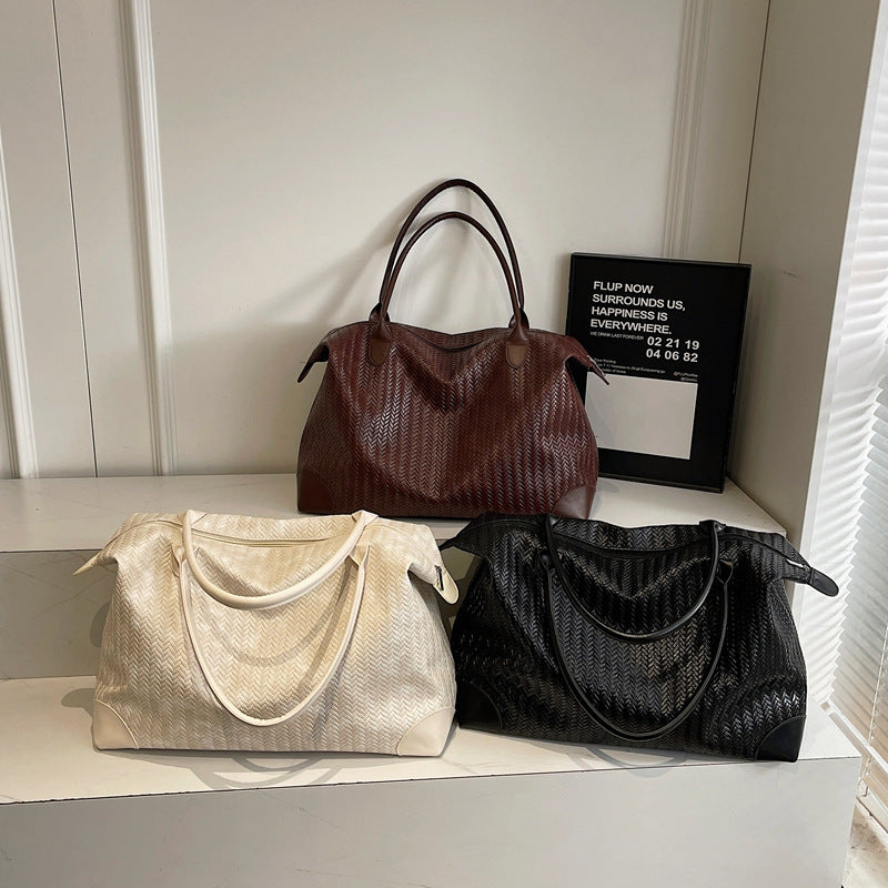 Elegante Tragetasche Aus Geflochtenem Kunstleder Brehn