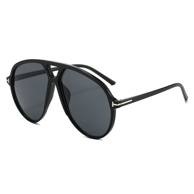 Damen oversized Sonnenbrille im modernen avangardistischen Design Brehn